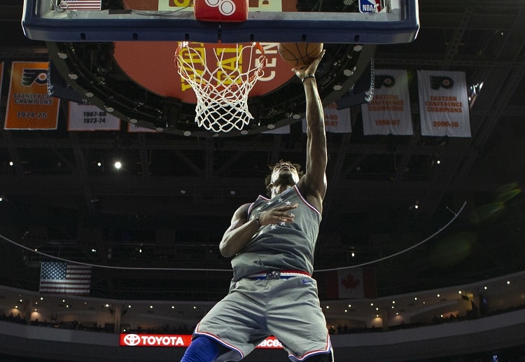 NBA 2018/19: Jimmy Butler đã bung hết sức để cống hiến cho khán giả nhà tại Wells Fargo Center