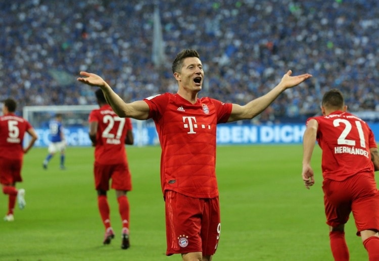 Robert Lewandowski hits a hat-trick to lead Bayern Munich against Schalke 04 in recent Bundesliga clash