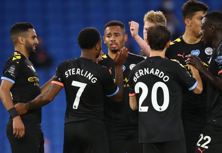 英超 曼彻斯特城 的热苏斯运球过人