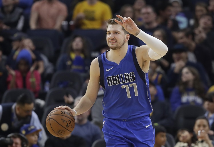 NBA 独行侠的球员跑位