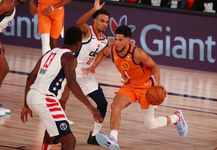 NBA 太阳的球员跑位