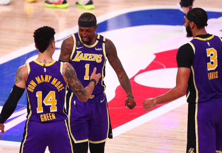 NBA 湖人的卡德维尔-波普跑位