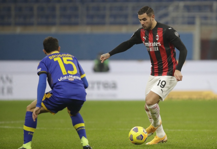 意甲 帕尔马的加斯顿·布鲁格曼开球门球