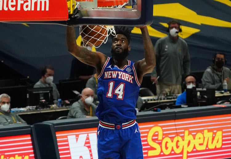 NBA纽约尼克斯的约翰-亨森的赛场动态