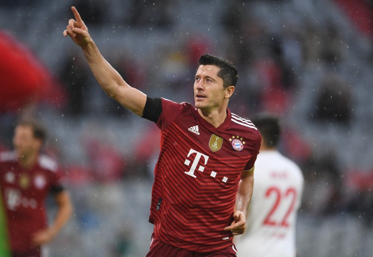 Bundesliga defending champions Bayern Munich have edged FC Koln to secure their second win in the league