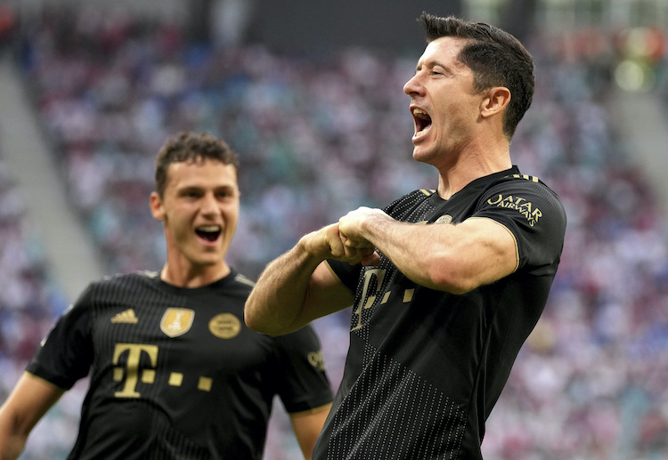 Robert Lewandowski currently leads the race for the Bundesliga Golden Boot with six goals