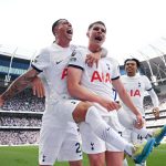 Tottenham giành chiến thắng đầu tiên sau 4 thất bại liên tiếp ở Premier League