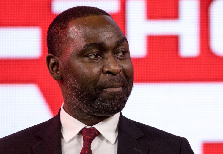 Andy Cole bawa Manchester United memenangkan Premier League