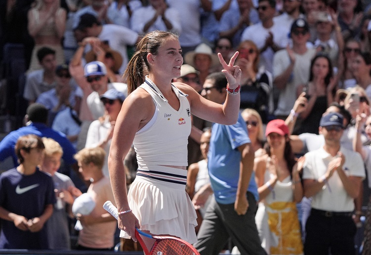 Emma Navarro stuns Paula Badosa to advance to the US Open semi-finals