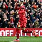 Premier League: Liverpool duy trì mạch thắng