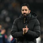 ပရီးမီးယားလိဂ် ပွဲစဉ်မှာ စီနီယာ ကစားသမား ဘဝ ပထမဦးဆုံး ဟက်ထရစ်ကို ရယူနိုင်ခဲ့သူလည်း ဖြစ်ပါတယ်။