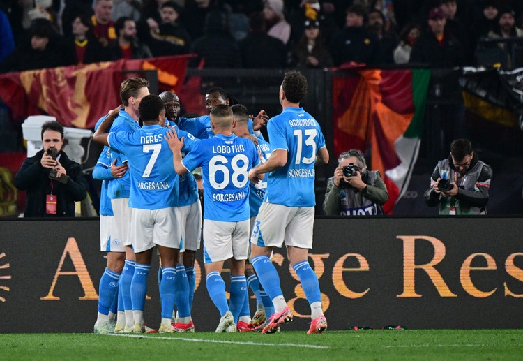 Serie A: Napoli tiếp tục chơi phòng ngự thực dụng