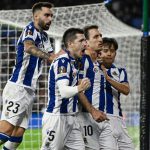 Europa League: Real Sociedad gỡ hòa trên chấm phạt đền