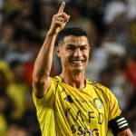 ရော်နယ်ဒိုဟာ ဆော်ဒီပရိုလိဂ် ကလပ် အဲလ်နာဆာနဲ့ သက်တမ်းတိုးစာချုပ် ချုပ်ဆိုနိုင်ခဲ့တာကြောင့် ဝင်ငွေ အကောင်းဆုံး အားကစားသမား အဖြစ် ဆက်လက် ရပ်တည်နိုင်ခဲ့တာ ဖြစ်ပါတယ်။