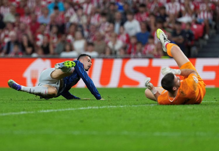 ခရာဘောင်ဖလား ပွဲစဉ် မတိုင်ခင် သတင်းစာ ရှင်းလင်းပွဲမှာ အခု အာတေးတားက “ဆာလီဘာဟာ ဘရိုက်တန်နဲ့ ပွဲကို လွဲချော်မှာပါ။