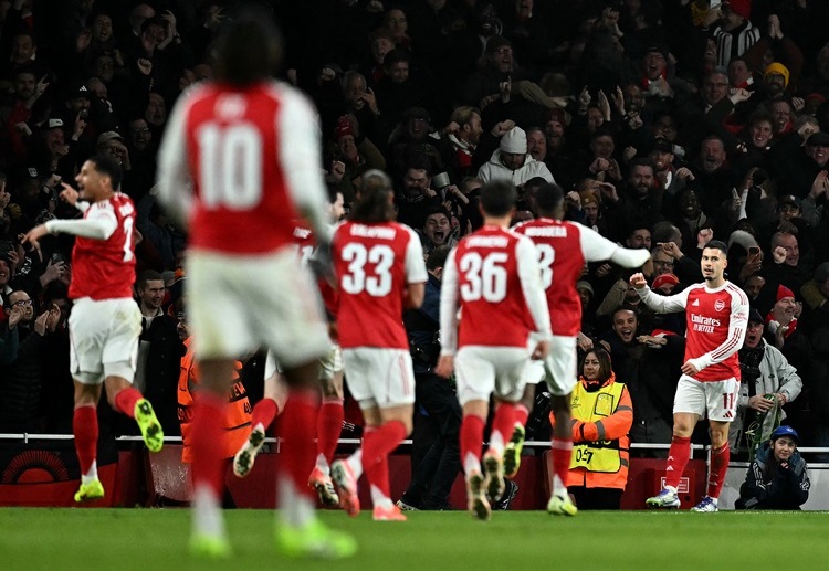 Arsenal giành chiến thắng ở lượt trận thứ năm vòng phân hạng Champions League