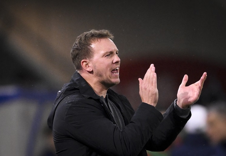 ဂျာမနီ ကတော့ ကမ္ဘာ့ဖလား ခြေစစ်ပွဲ အဖွင့်ပွဲမှာ ဆလိုဗက်ကီးယားကို ၂ ဂိုးပြတ်နဲ့ အရေးနိမ့်ခဲ့ပေမယ့် နောက်ဆုံး ၅ ပွဲဆက် အနိုင်ရပြီး ခြေစစ်ပွဲ အောင်မြင်ခဲ့တာ ဖြစ်ပါတယ်။