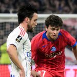 法甲联赛 补时阶段，内维斯头球建功，巴黎圣日尔曼客场险胜里昂