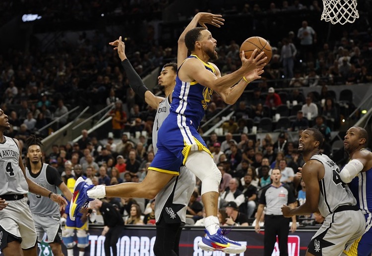 Stephen Curry aims to spearhead the Golden State Warriors in their NBA match against the Orlando Magic
