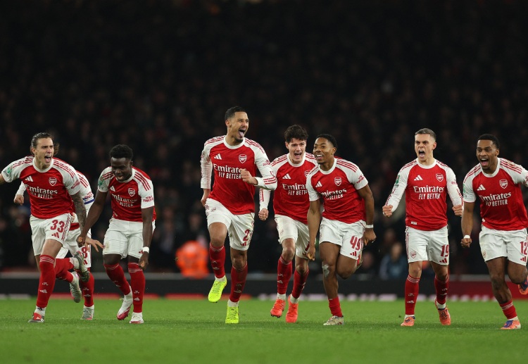 လက်ရှိ ပရီးမီးယားလိဂ် အမှတ်ပေးဇယား အဆင့် ၃ နေရာမှာ ရှိနေတဲ့ ဗီလာက ဦးဆောင်သူ အာဆင်နယ်နဲ့လည်း ၃ မှတ်သာ ကွာဟနေပါတယ်။