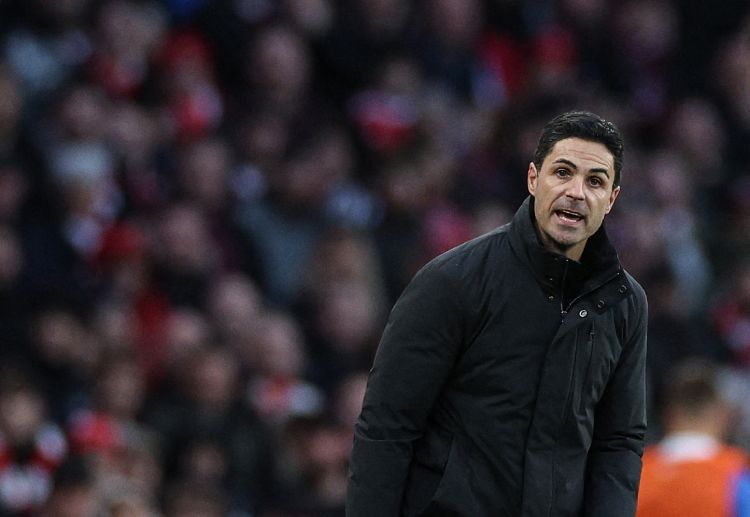 အာဆင်နယ်ဟာ ဆယ်စုနှစ် ၂ ခုကျော် ဝေးကွာနေတဲ့ ပရီးမီးယားလိဂ် ချန်ပီယံဆုနဲ့ ၅ နှစ်ကျော်ကြာ ဆုဖလား လက်မဲ့ ဖြစ်နေမှုကို အဆုံးသတ်ဖို့ ရည်မှန်းထားပါတယ်။