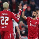 ဒါဟာ ချန်ပီယံလိဂ် သမိုင်းတစ်လျှောက် ဗဟိုနောက်ခံလူ တစ်ဦး အနေနဲ့ တစ်ပွဲတည်းမှာ ဂိုးဖန်တီးမှု ၃ ကြိမ် ပြုလုပ်နိုင်တဲ့ ပထမဆုံးသော ကစားသမားအဖြစ် မှတ်တမ်းဝင်သွားခဲ့ပါတယ်။