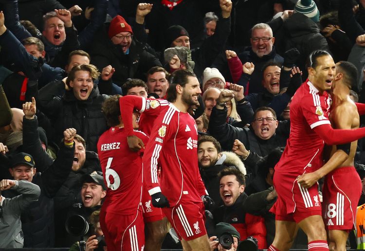 ဘယ်လင်ဟမ် ကတော့ လက်ရှိမှာ လာလီဂါ ကလပ်ရဲ့ အဓိက ကစားသမား တစ်ဦး အဖြစ် ရှိနေပြီး ဒီအပြောင်းအရွှေ့ကို ခေါင်းညှိတ်ဖို့ ကတော့ ဖြစ်နိုင်ခြေ တော်တော်လေး နည်းပါးနေပါတယ်။