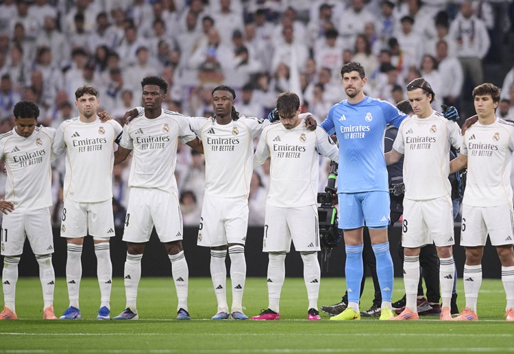 လာလီဂါ ကလပ် ရီးရဲလ်မက်ဒရစ်ဟာ လစ်ဗာပူးလ်ရဲ့ အီဘရာဟီမာ ကိုနာတေးထက် မာ့ခ် ဂူဟီနဲ့ နီကို ရှလော့တ်တာဘက်ခ် တို့လို ကစားသမားတွေကို ဦးစားပေး ခေါ်ယူလိုနေပါတယ်။