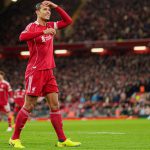 ချဲလ်ဆီး ကတော့ ပြီးခဲ့တဲ့နှစ်က ပရီးမီးယားလိဂ် ပြိုင်ဘက် လစ်ဗာပူးလ်ရဲ့ ဗဟိုနောက်ခံလူ ဗာဂျယ် ဗန်ဒိုက်ခ်ကို စုံစမ်းမေးမြန်းခဲ့ပေမယ့် ချက်ချင်းပဲ ပယ်ချခံခဲ့ရကြောင်း သိရပါတယ်။