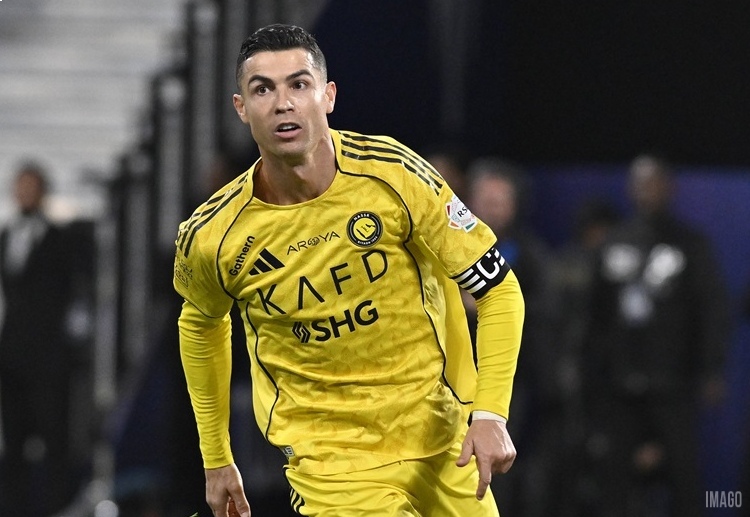 သူ့ရဲ့ အသင်း အဲလ်နာဆာက ဆော်ဒီပရိုလိဂ်မှာ ၈ ပွဲ ဆက်တိုက် အနိုင်ရရှိထားတာ ဖြစ်ပြီး လက်ရှိမှာ ချန်ပီယံဆု အတွက် အလားအလာ အကောင်းဆုံး အနေအထားကို ရောက်ရှိနေပြီ ဖြစ်ပါတယ်။