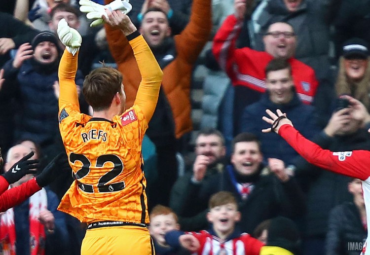 로빈 루프스는 선덜랜드가 풀럼을 상대할 때 뛰어난 프리미어리그에서의 활약을 보여주려 한다.