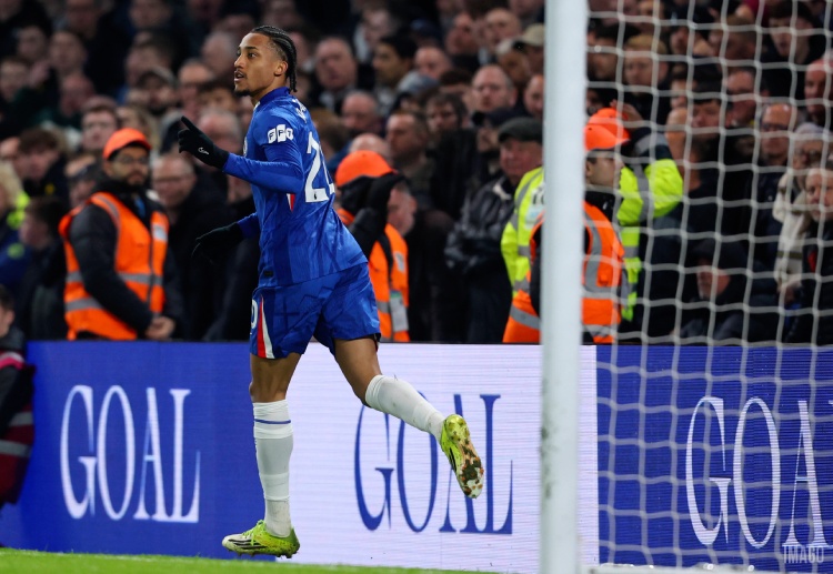 လက်ရှိမှာ ပရီးမီးယားလိဂ် ထိပ်သီး ချဲလ်ဆီးနဲ့ ယာအို ပက်ဒရိုရဲ့ ပထမဆုံးရာသီကို “ထူးခြားတဲ့ ရာသီတစ်ခု” အဖြစ် ဖော်ပြခဲ့ပါတယ်။