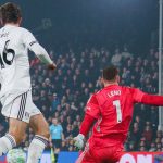 တစ်ဖက် မှာတော့ ဖူလ်ဟမ်ဟာ ပရီးမီးယားလိဂ် ၂ ပွဲဆက် နိုင်ပွဲရပြီးနောက် ပြီးခဲ့တဲ့ တပတ်က ဝက်စ်ဟမ်းကို ၁-၀ နဲ့ ရှုံးခဲ့တာကြောင့် ဥရောပဝင်ခွင့် မျှော်လင့်ချက် အနည်းငယ် ထိခိုက်သွားပါတယ်။