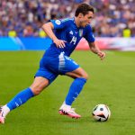 ကနေဒါ၊ မက္ကဆီကိုနဲ့ အမေရိကန် တို့မှာ ကျင်းပမယ့် ကမ္ဘာ့ဖလား ပြိုင်ပွဲကို ဝင်ရောက် ယှဉ်ပြိုင်ခွင့်ရဖို့ အတွက် အသင်းပေါင်း များစွာက ကြိုးစားနေကြတာပါ။