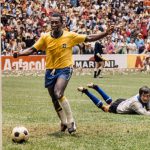 အခုတစ်ခါမှာတော့ ကမ္ဘာ့ဖလား သမိုင်းမှာ နာမည် ကျော်ကြားခဲ့တဲ့ အကောင်းဆုံး အသင်း (၁၀) သင်းကို ဖော်ပြပေးသွားမှာ ဖြစ်ပါတယ်။