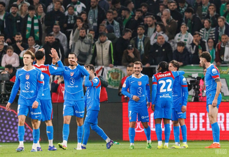 欧冠联赛 尽管传闻将加盟美职联，格里兹曼仍留在西班牙，并在对皇家社会的替补登场中打入关键进球