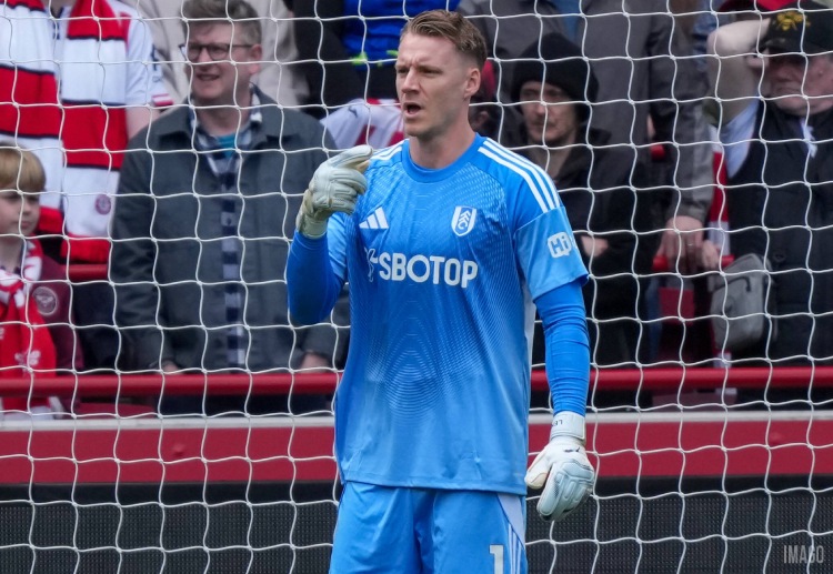 Bernd Leno berkarir di Premier League