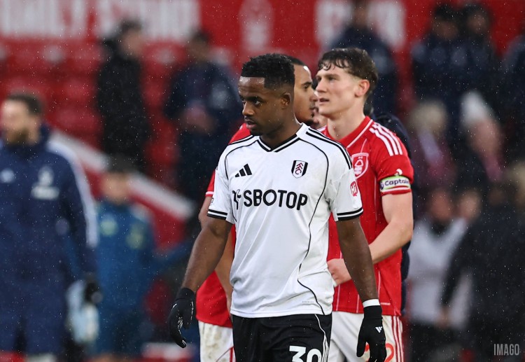 英超联赛 小胜维拉