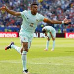 世界杯 法国凭借姆巴佩下半场贡献一射一传，以2比0力克摩洛哥，成为首支晋级世界杯四强的球队。