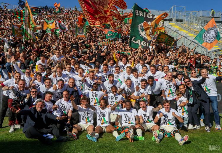 Venezia targetkan bertahan di Serie A